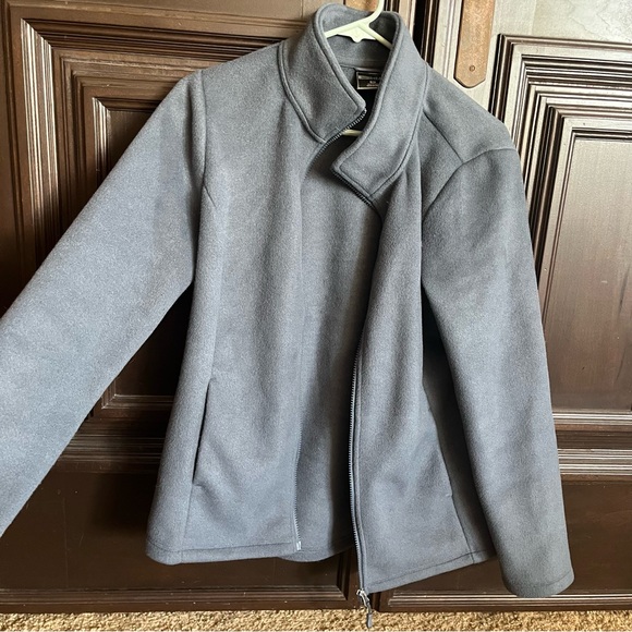 Jacket - Picture 3 of 3